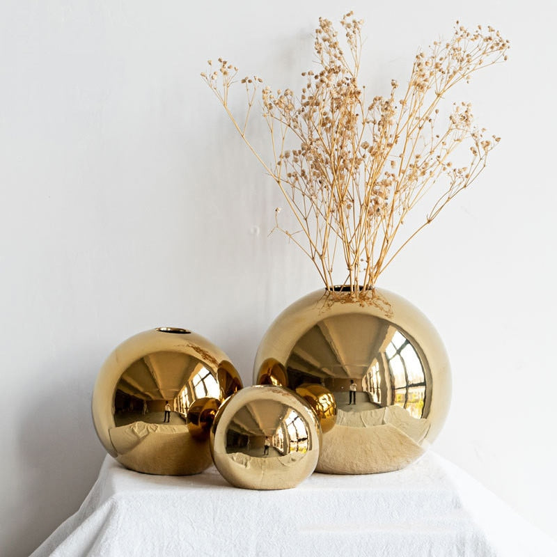 Golden Electroplated Ceramic Ball Flower Vase