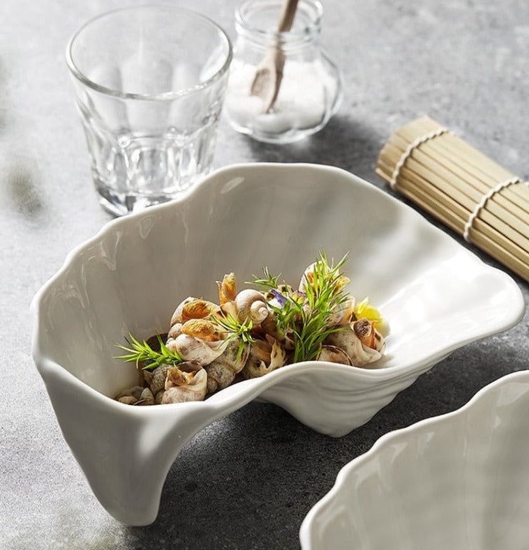 White Oyster-like Tableware Dish