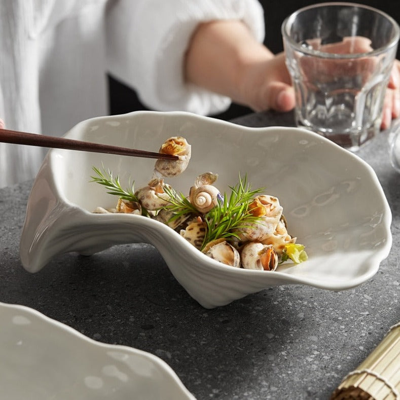 White Oyster-like Tableware Dish