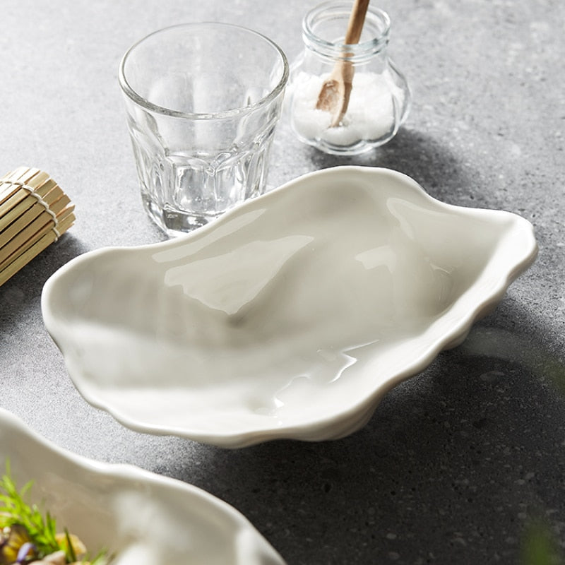 White Oyster-like Tableware Dish