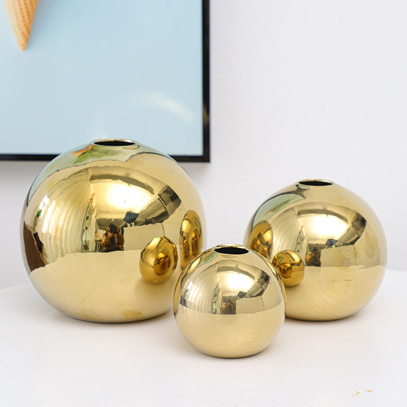 Golden Electroplated Ceramic Ball Flower Vase