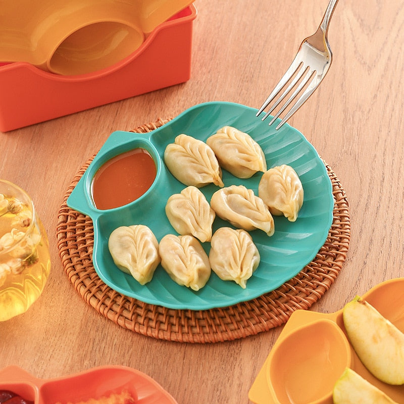 Cute Child-friendly Shell Shaped Plates