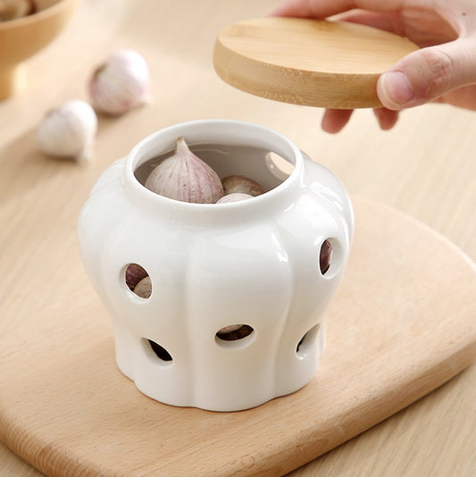 Ventilated Hollow Ceramic Jar