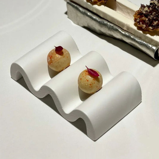 White Ceramic Special-shaped Tableware